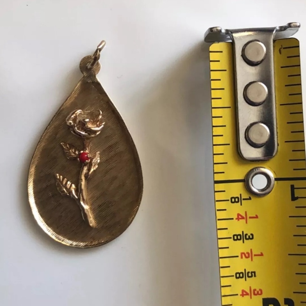 Vintage 14k Rose Pendant